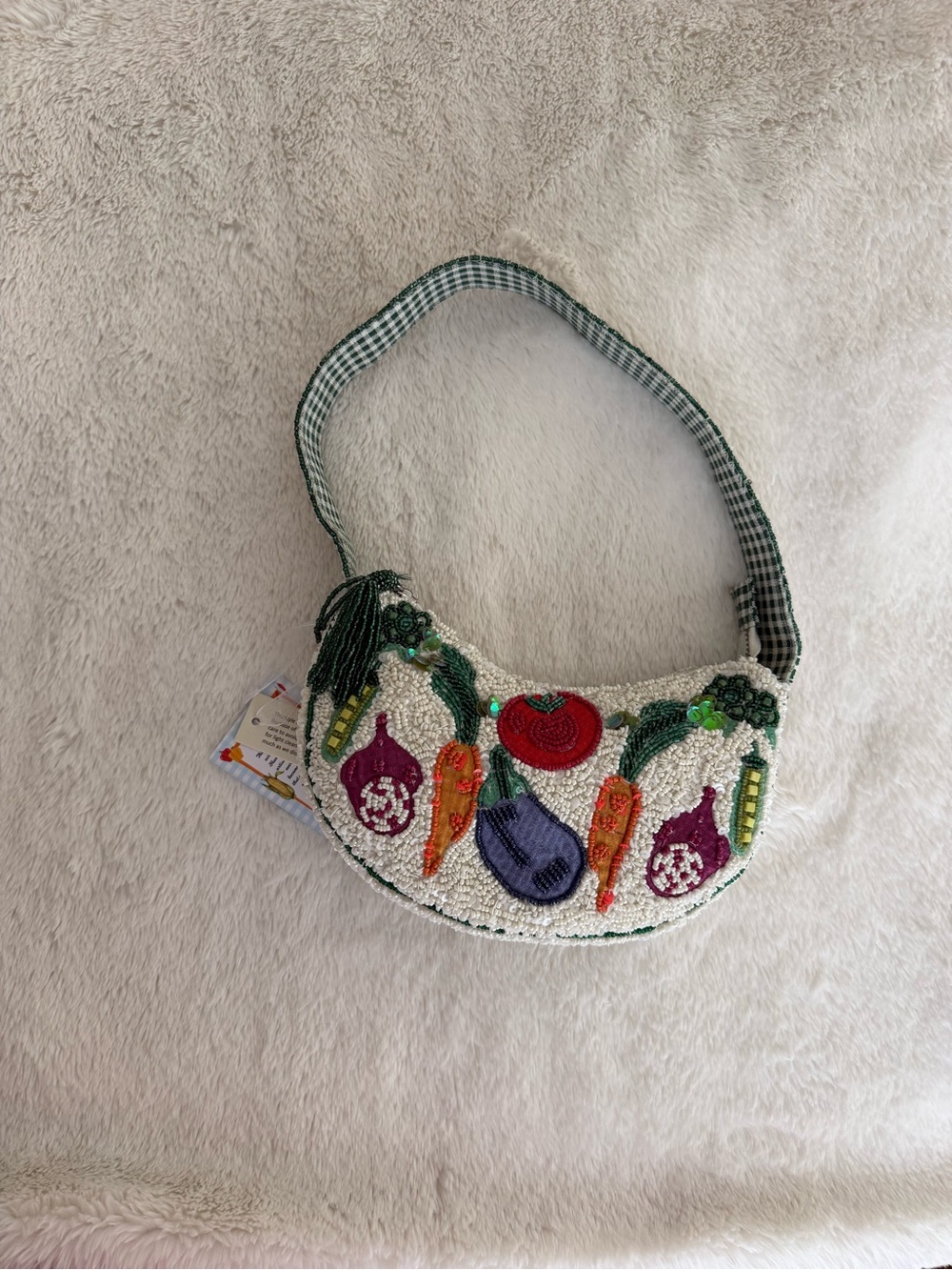 NWT Hand-Beaded Vegetable Motif Shoulder Bag in White tassel, green gingham - Picture 11 of 16